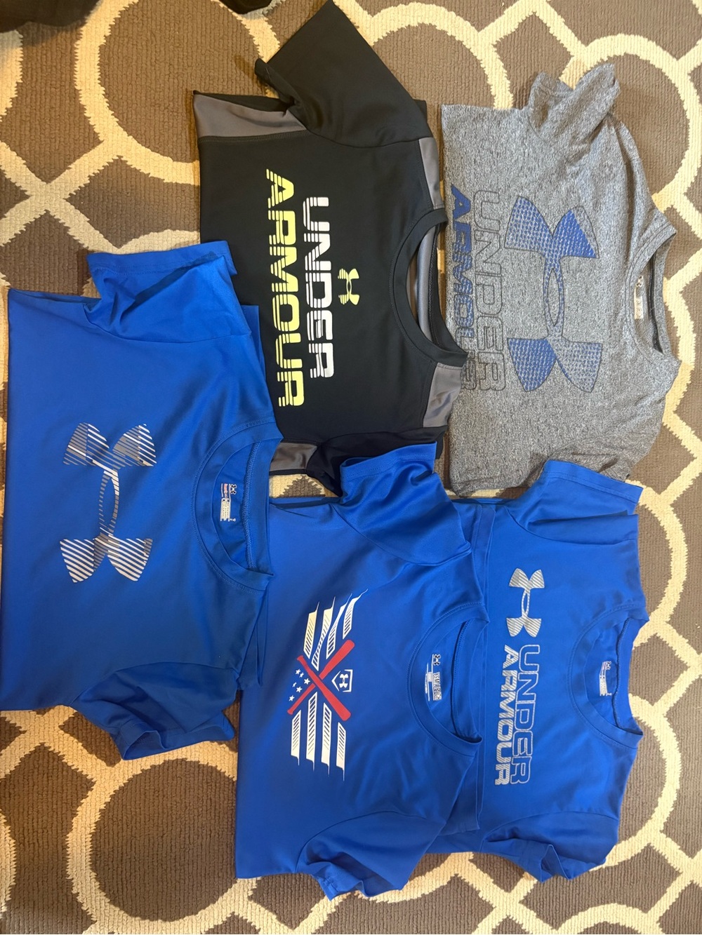 Under Armour Boys' 7 Short Sleeve Tees - Blue, Gray & Black Mix set of 5 shirts